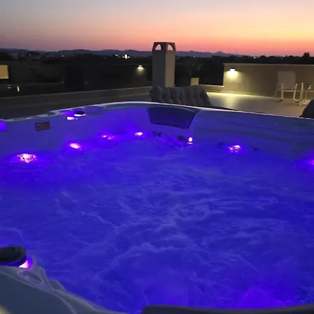 빌라 Sofia - Pool And Rooftop Jacuzzi *